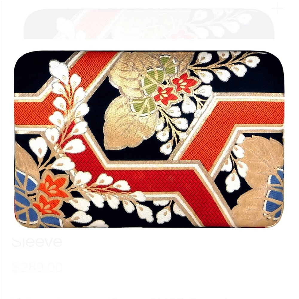 Saboten 15-inch MacBook Pro Sleeve